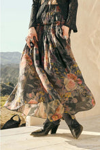 Load image into Gallery viewer, Botanical Print Maxi Skirt