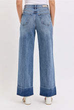 Load image into Gallery viewer, Cello High Rise Wide Leg Jeans
