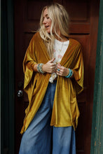 Load image into Gallery viewer, Stevie Jo Kimono
