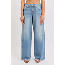 Load image into Gallery viewer, Cello Wide Leg Relaxed Jean
