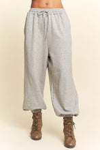 Load image into Gallery viewer, The Lindz Set
