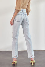 Load image into Gallery viewer, Brooke KanCan Ultra High Rise Light Wash 90&#39;s Boyfriend Jeans

