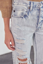 Load image into Gallery viewer, Brooke KanCan Ultra High Rise Light Wash 90&#39;s Boyfriend Jeans
